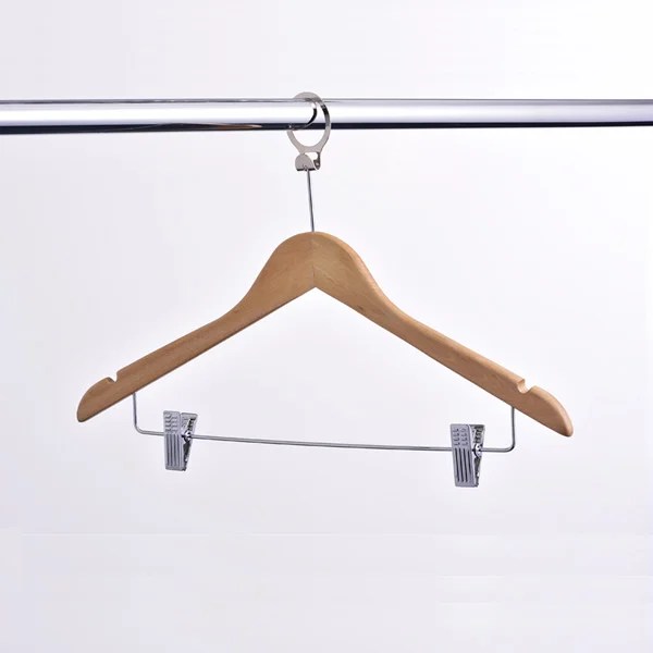 1009 ANTI-THEFT WOODEN CLOTHES HANGER WITH CLIPS 44.5x2.0cm