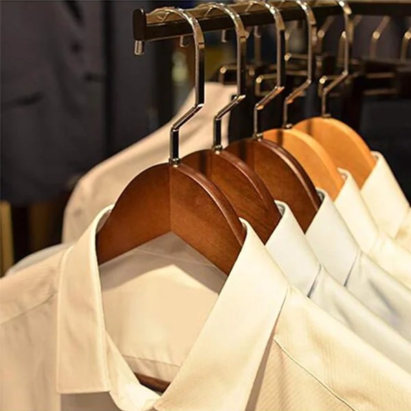 1007 WOODEN CLOTHES HANGER 44.5x1.2cm