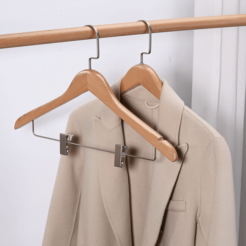 WOODEN CLOTHES HANGER WITH CLIPS & SHOULDER NOTCHES 44.5x2cm