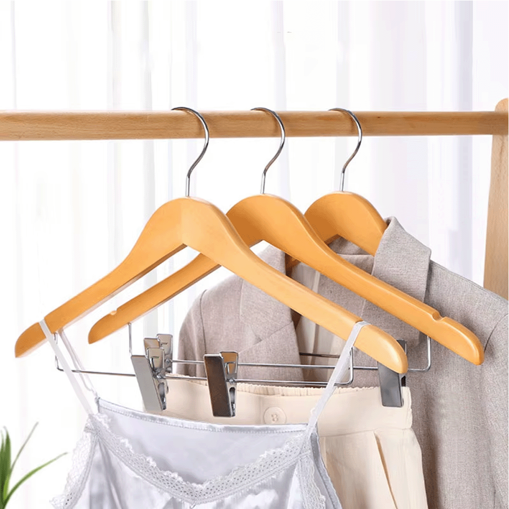 WOODEN CLOTHES HANGER WITH CLIPS & SHOULDER NOTCHES 44.5x2cm